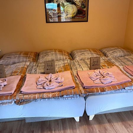 Dafinka Apartment Banska Bystrica Ngoại thất bức ảnh