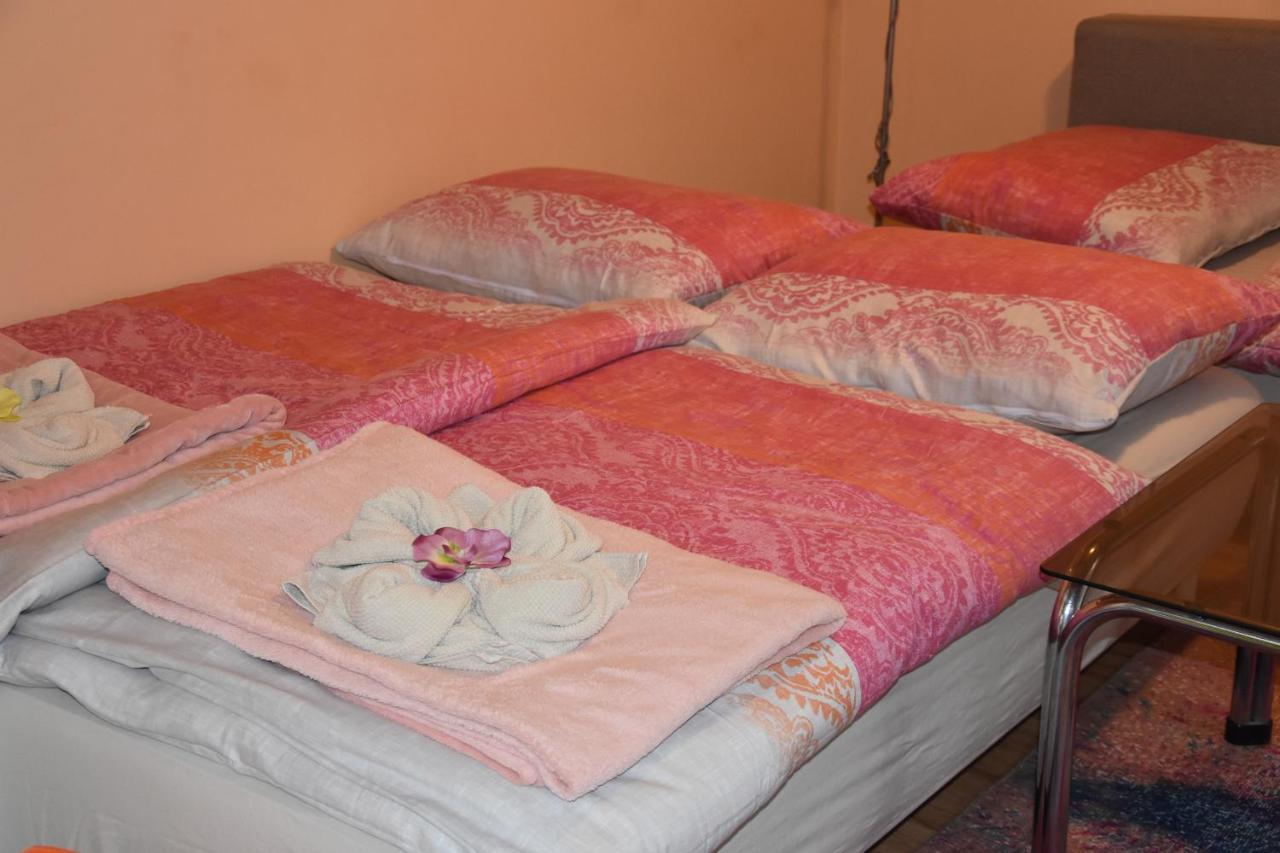Dafinka Apartment Banska Bystrica Ngoại thất bức ảnh