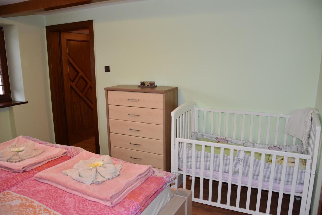 Dafinka Apartment Banska Bystrica Ngoại thất bức ảnh