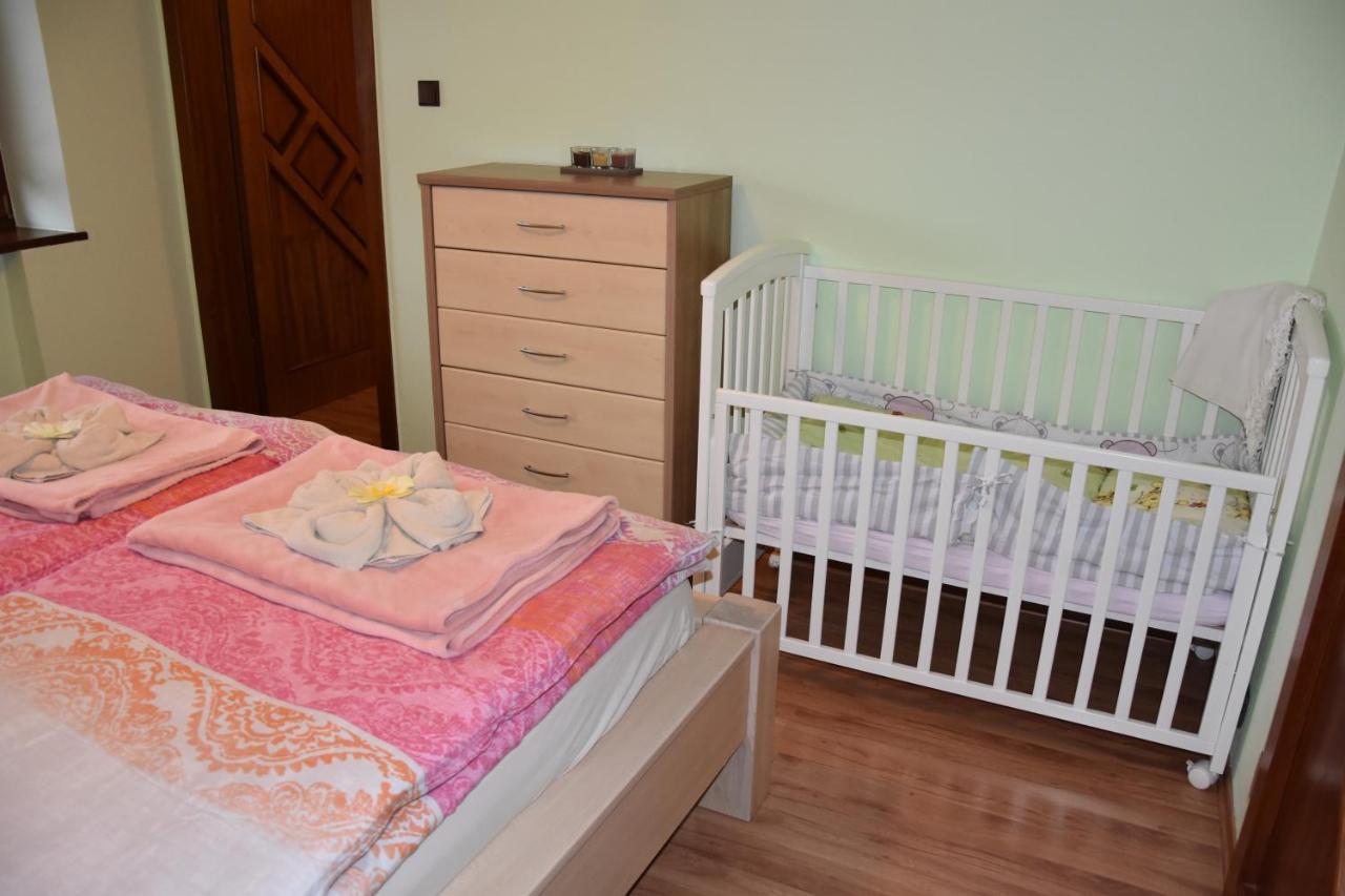 Dafinka Apartment Banska Bystrica Ngoại thất bức ảnh