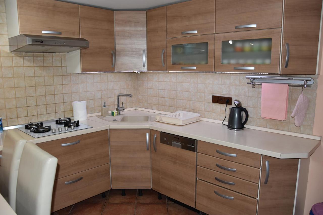 Dafinka Apartment Banska Bystrica Ngoại thất bức ảnh