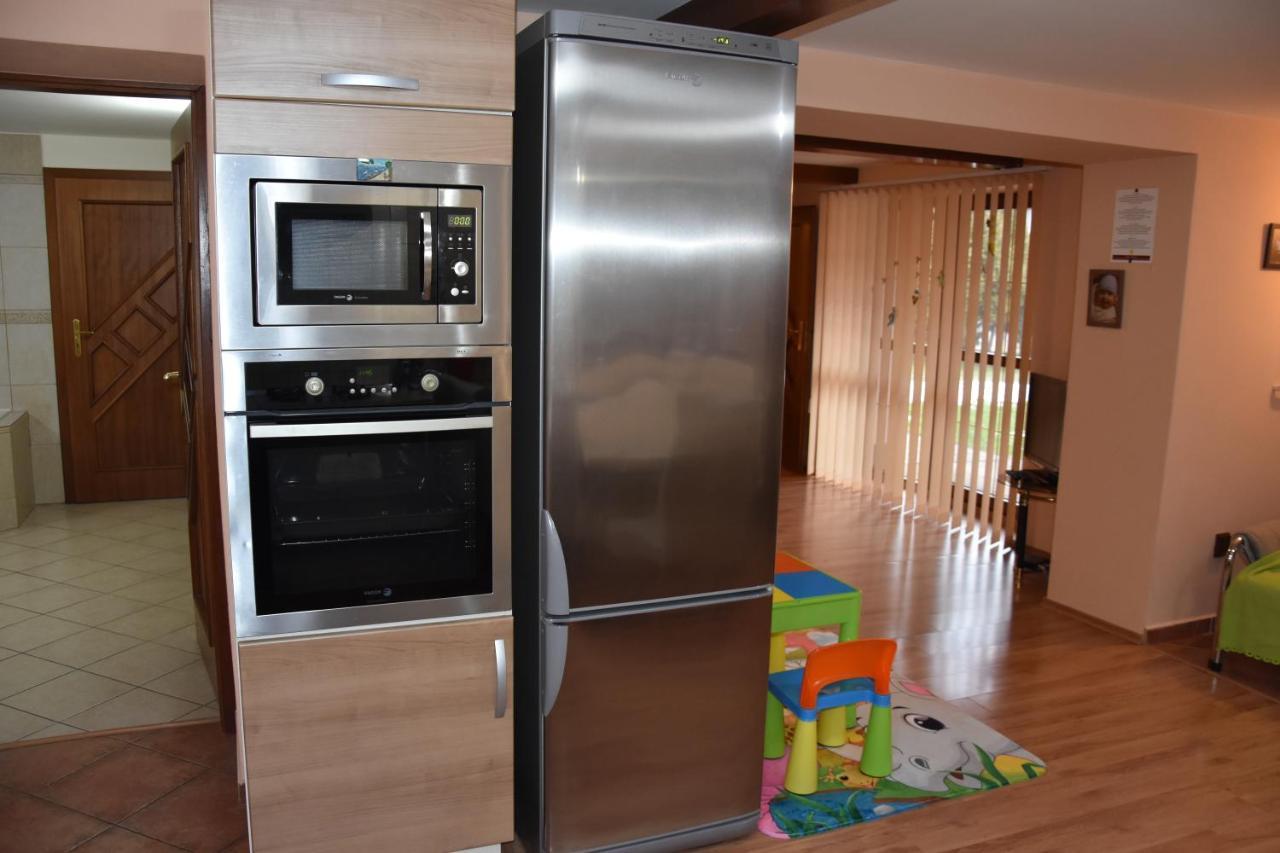Dafinka Apartment Banska Bystrica Ngoại thất bức ảnh